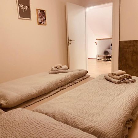 Felix Living 3, Modern & Cozy 2 Zimmer Wohnung, Netflix, Parkplatz Salzweg Exterior foto